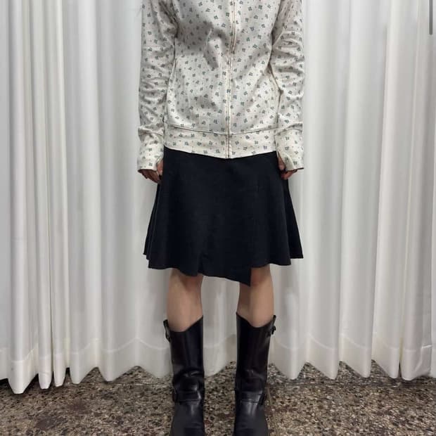 프네우마르 유니클로 후드집업