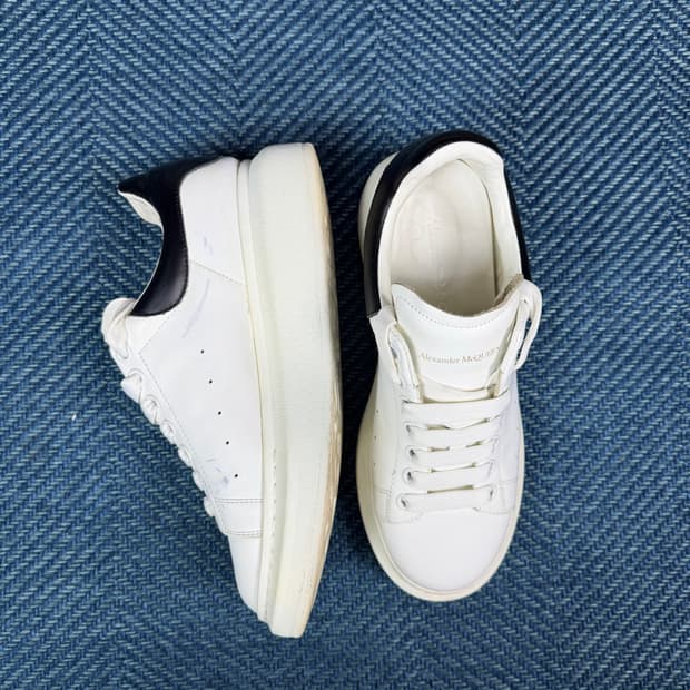 알렉산더 맥퀸 오버솔 화이트 블랙 41