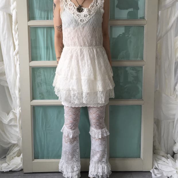 Crochet point lace sleeveless onepiece