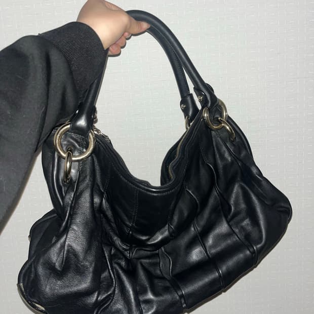 Y2k🖤Bally black leather shoulder bag