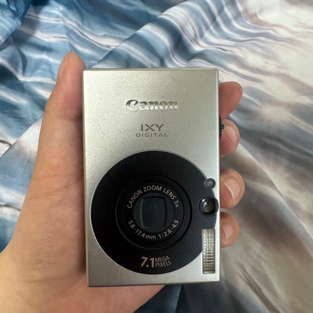 캐논 ixy10 = ixus 70 카메라