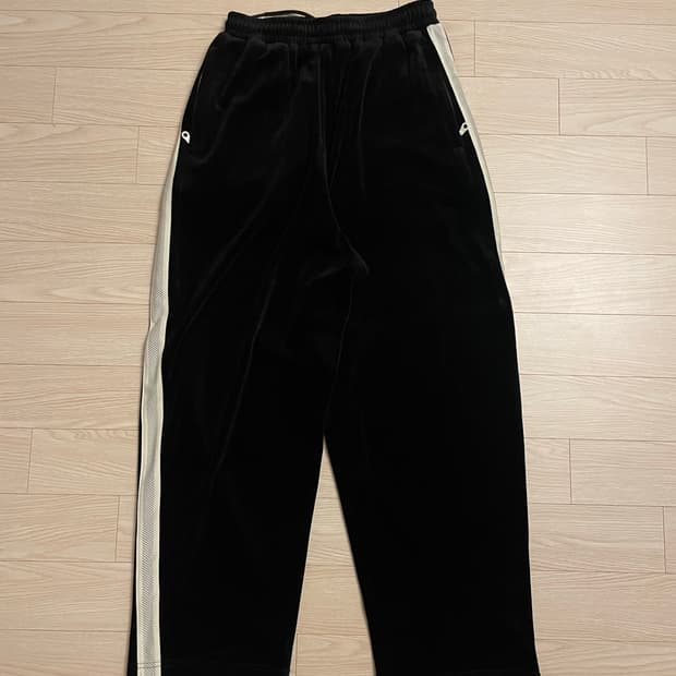 [3] 브라운야드 벨루어트랙 팬츠 블랙