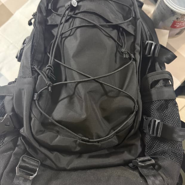 뉴에라 블랙 백팩 가방