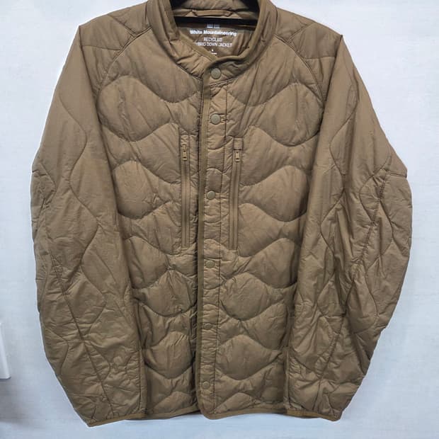 유니클로 화이트마운티니어링 리사이클 하이브리드 다운 자켓 m