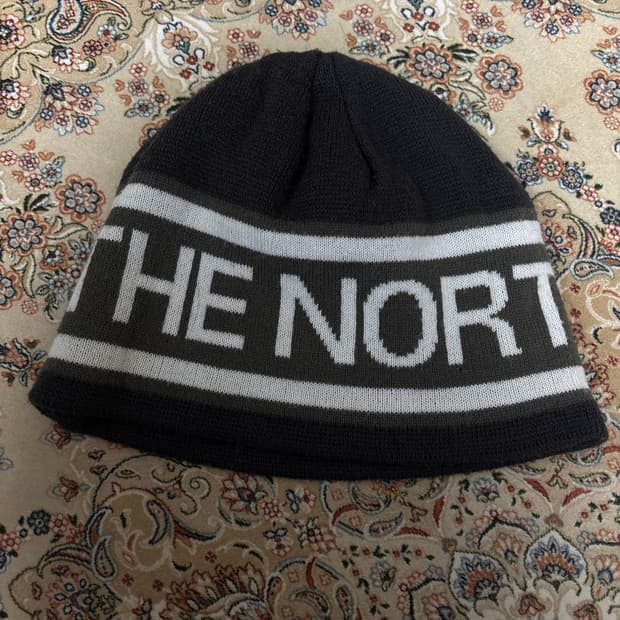 노스페이스 비니 스트릿