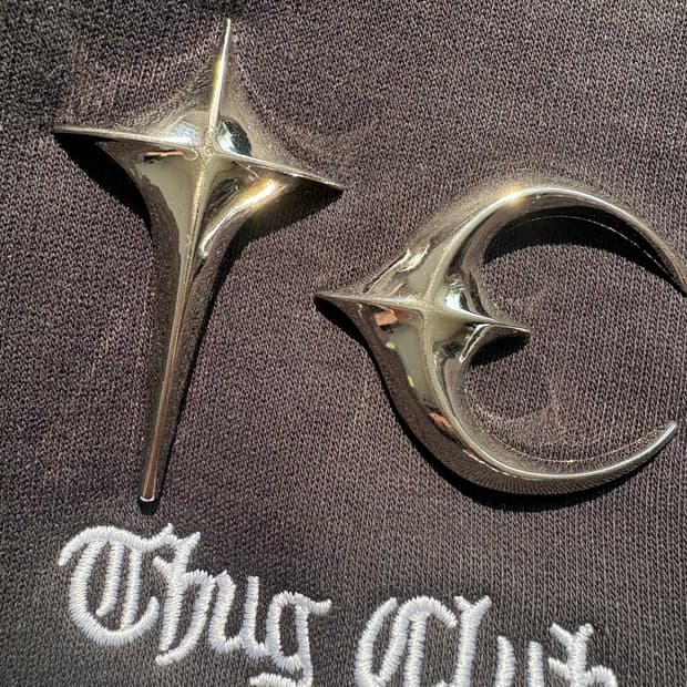 이름은 떠그클럽x아디다스 콜라보 한정판 트랙탑 져지