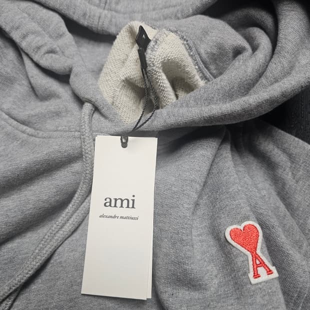 아미 AMI PARIS 후드티 M~L (100) 새상품/택O/정품