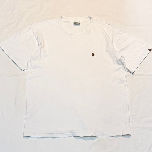 베이프 원포인트 사루 패치 티셔츠 화이트