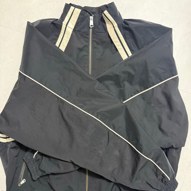 아더에러 바샤르 점퍼 느와르 M