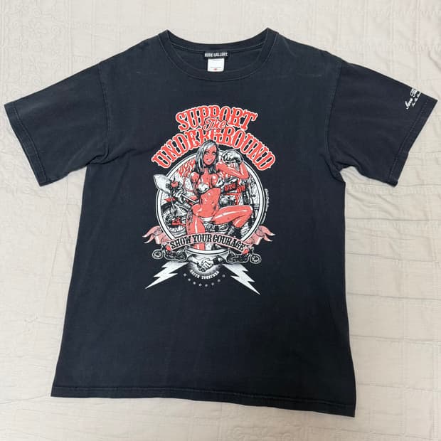 루드갤러리 록키젤리빈 티셔츠