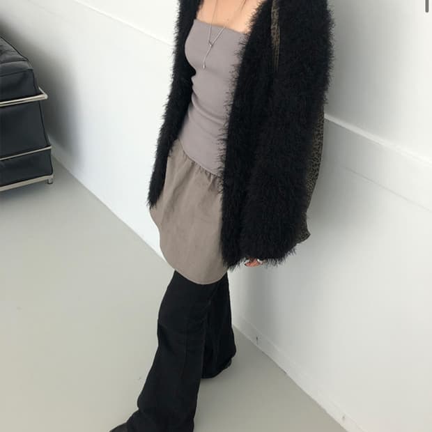 EER HOUSE 이이알 하우스 Loose fur cardigan