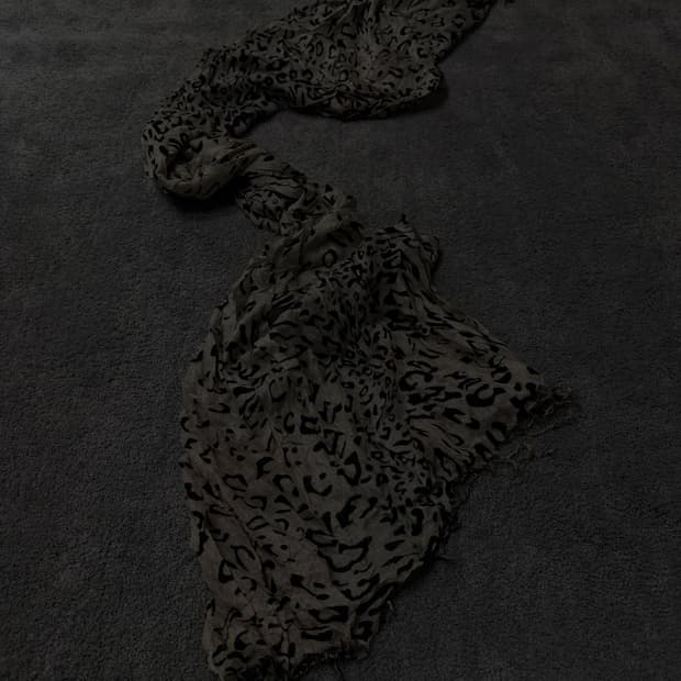 Vintage v-kei punk mood leopard scarf