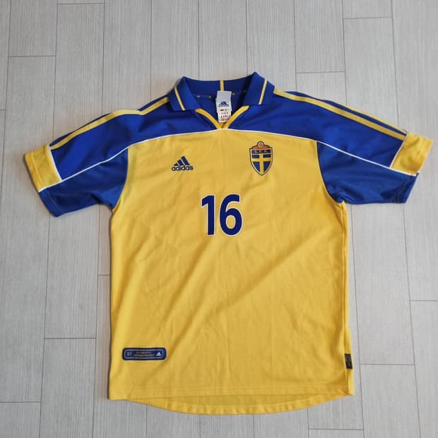 00-02 스웨덴 홈 어센틱