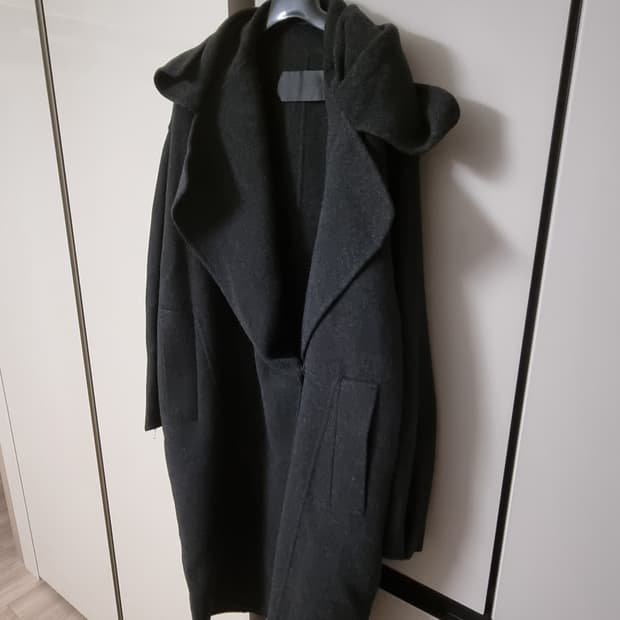 도나카란 캐시미어 코트