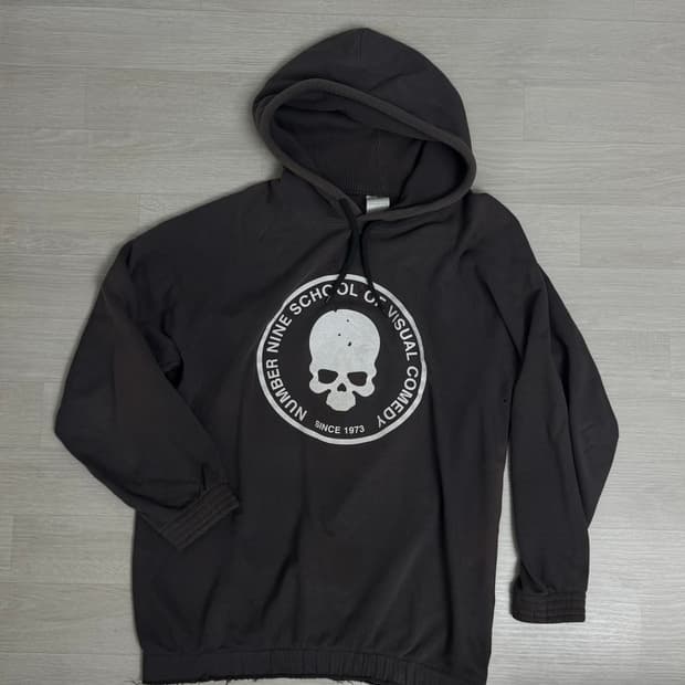 넘버나인 01AW 스쿨 오브 비주얼 코미디 후드