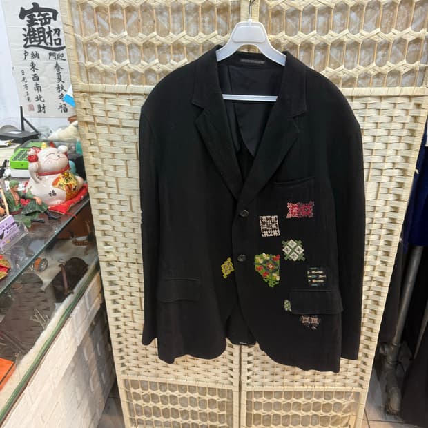 3/105 정품 요지야마모토 자수 린넨 자켓 팝니다
