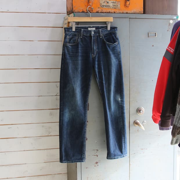 유니클로 셀비지 진 (여성용 31)