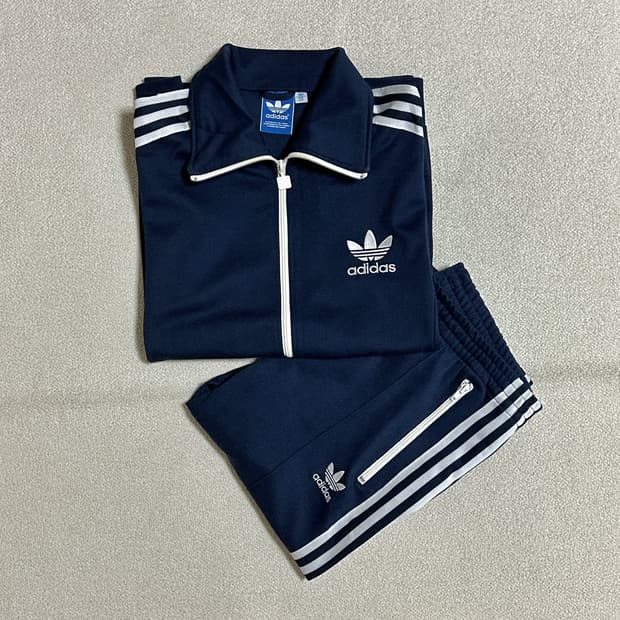 아디다스 유로파 트랙 셋업