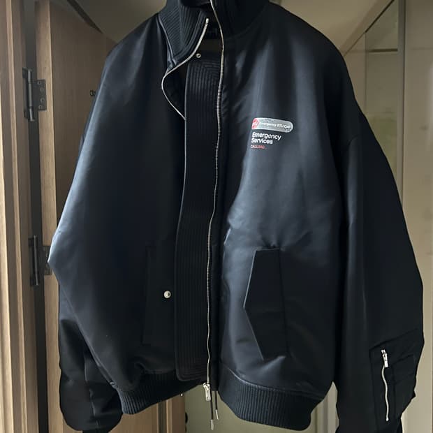 (L) stu 오버핏 칼라 봄버 블랙