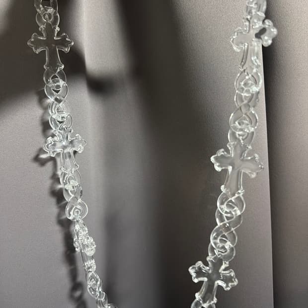 투명 십자가 바지체인