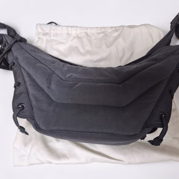 르메르 소프트 게임백 스몰 팬텀