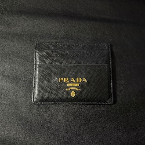 프라다 사피아노 카드지갑
