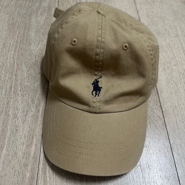 폴로 베이지 볼캡