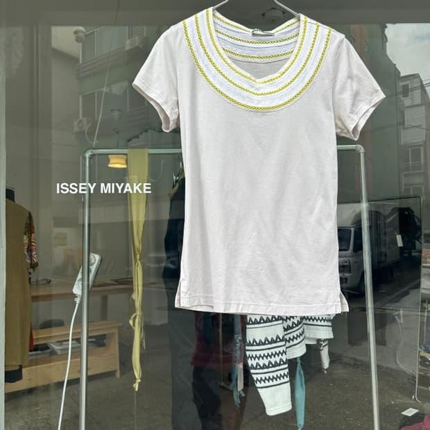Issey Miyake t-shirt