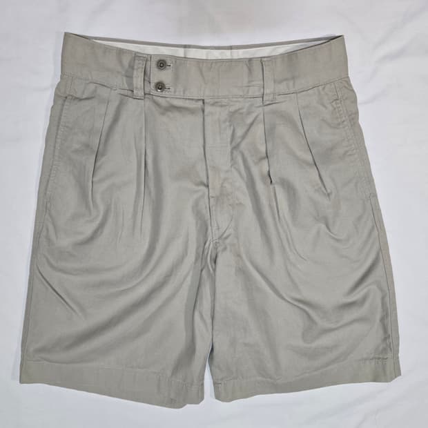 유니클로U 와이드핏턱치노쇼트팬츠 