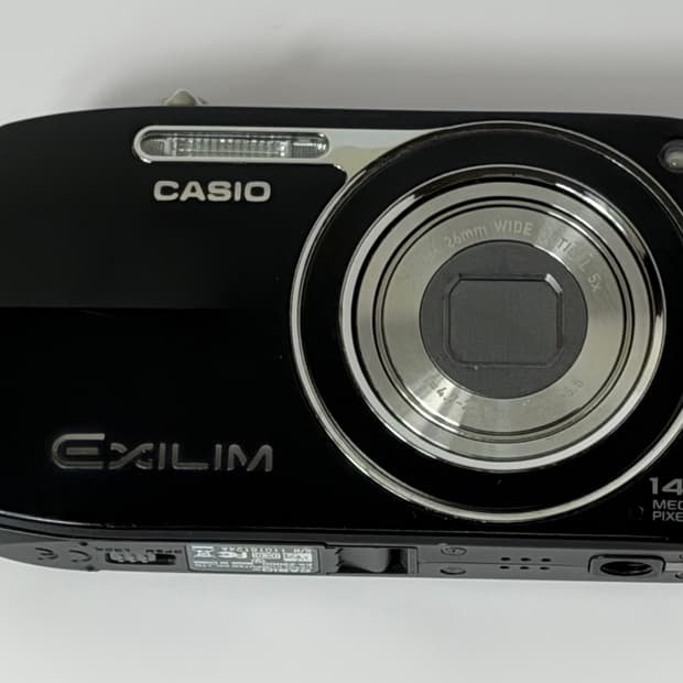 카시오 z2000 디카 (하자많음)
