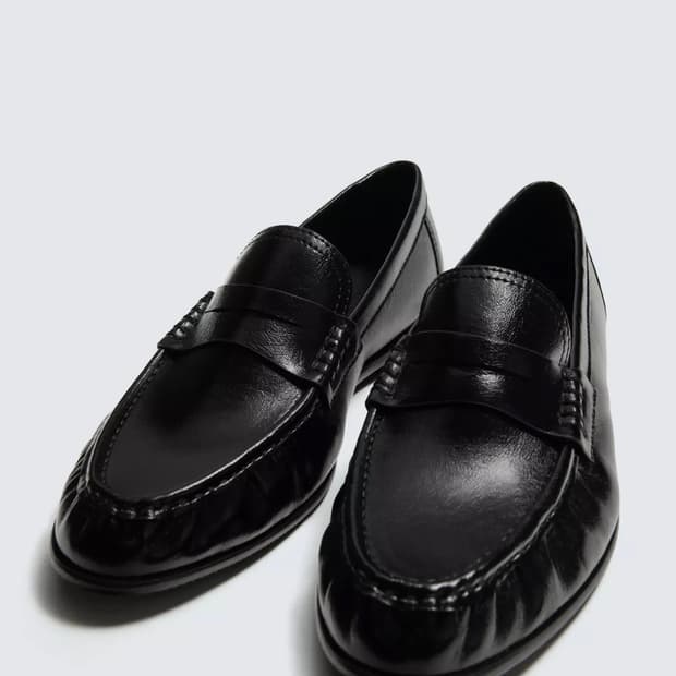 자라 셔링 로퍼 43