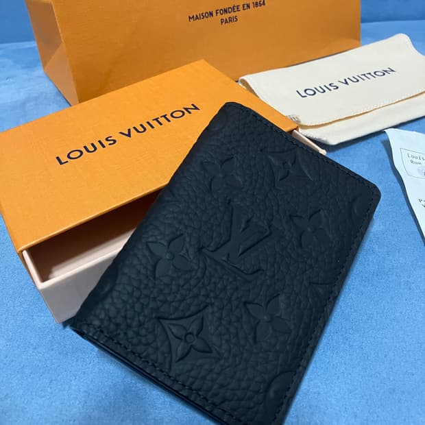 새상품) 루이비통 포켓 오거나이저 카드지갑 토뤼옹 블랙 M69044