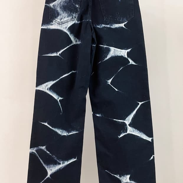 드리스 반 노튼 블리치 데님 진