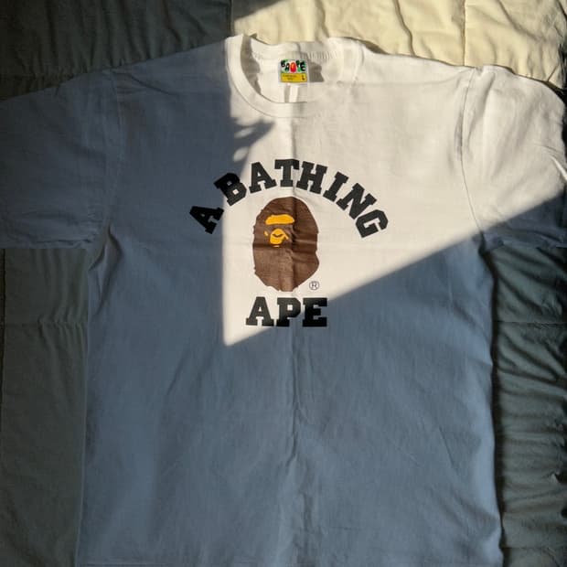 베이프 반팔 컬리지 티셔츠