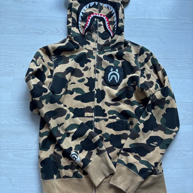 베이프 황계 샤크 베어 후드집업 팝니다