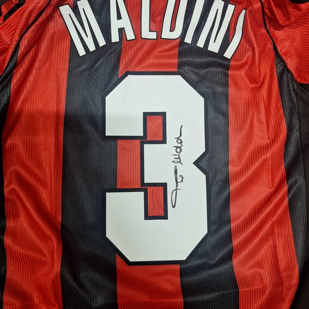 말디니 ac밀란 레트로 축구유니품 이쁜반티 블록코어 힙합