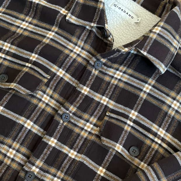 지오다노 브라운 체크 셔츠