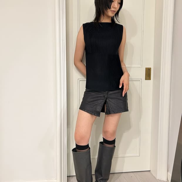 Dark Navy Pleats Sleeveless / 빈티지 플리츠 나시