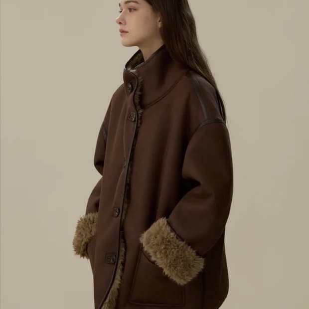 엘리오티 Mouton Fur Reversible Half Coat