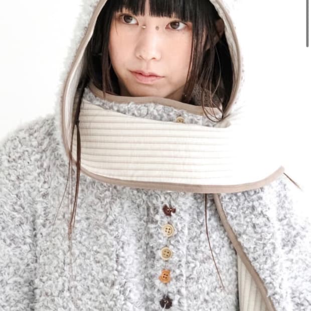 샵페어리 후드머플러 구해요