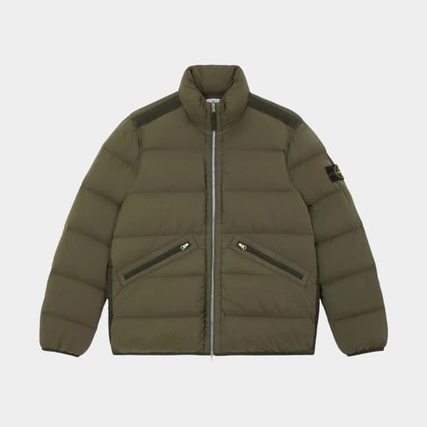 스톤아일랜드 심리스 터널 나일론 다운 카키