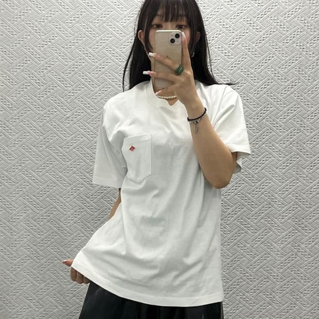 단톤 빈티지 화이트크림 포켓 로고 워크 반팔티 100 C13653