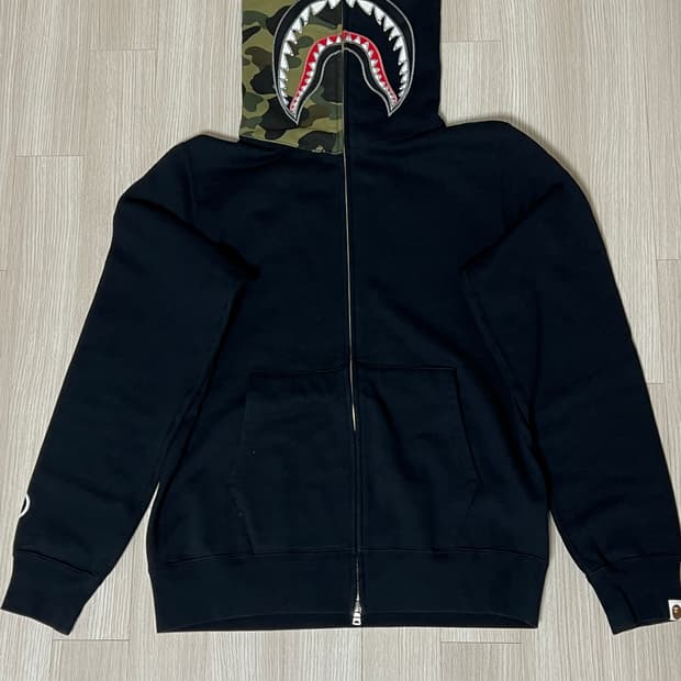 베이프 아플리케 샤크후드 판매합니다 !