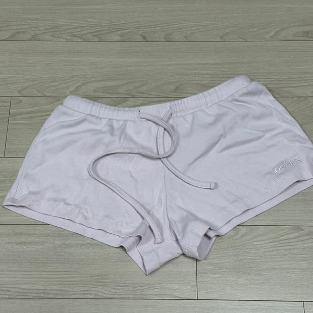 고블린웨어 반바지 Cassie Ease Micro Shorts
