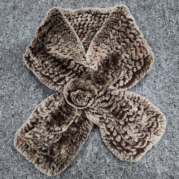 빈티지 로즈 토끼 렉스 퍼 머플러 목도리