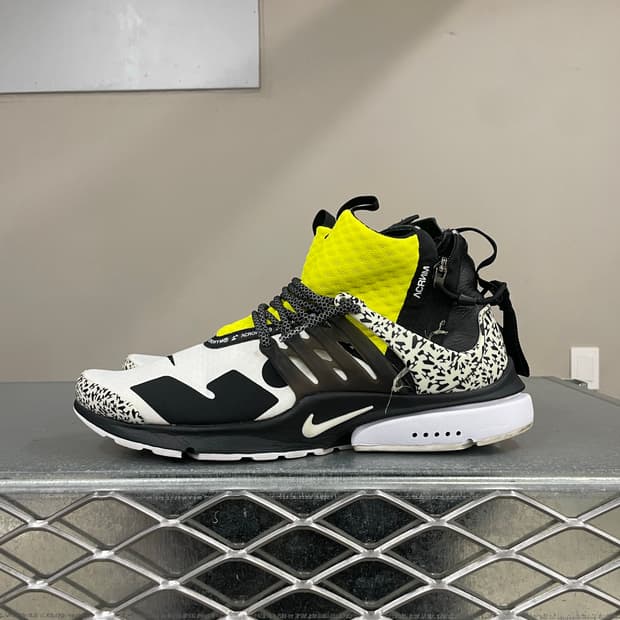 나이키 X 아크로님 에어 프레스토 형광 300