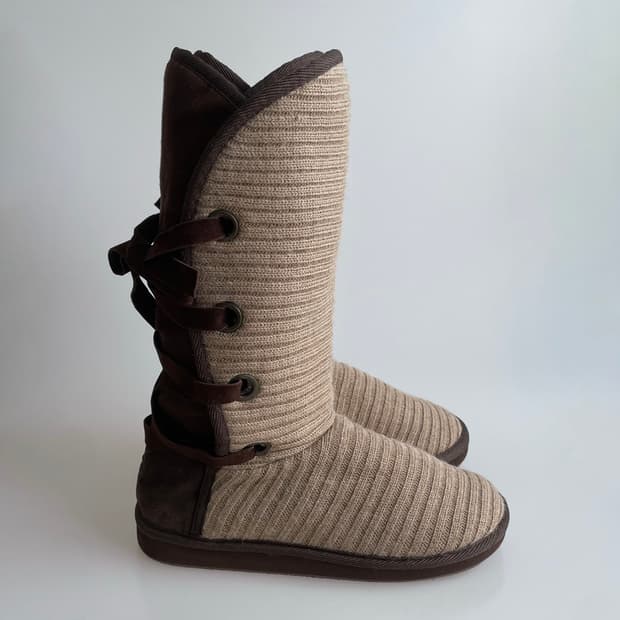 Mukluks boots