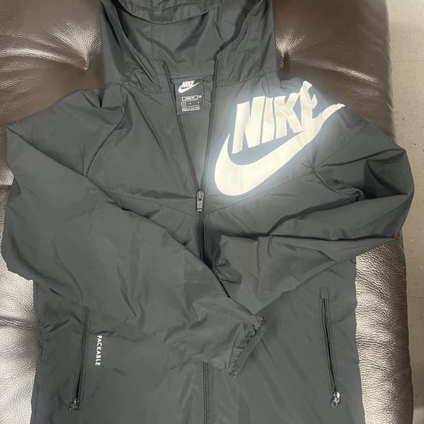 여성 나이키패커블 바람막이