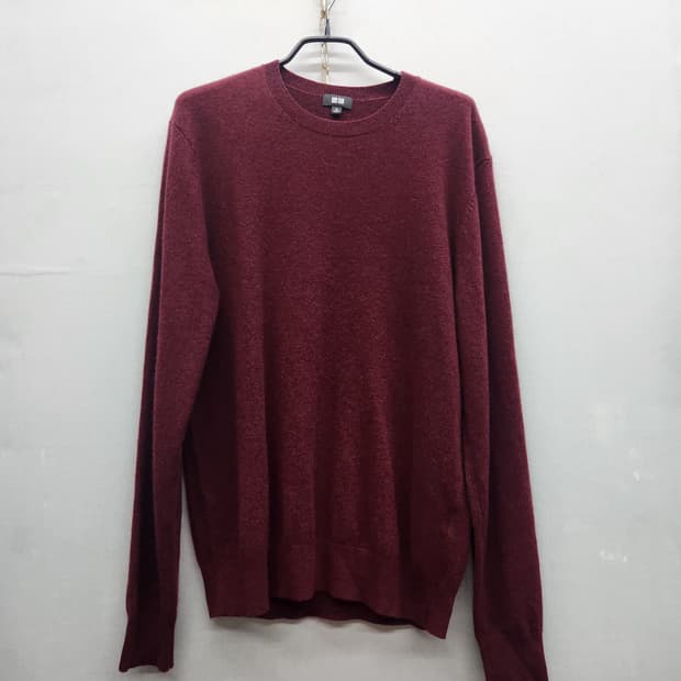 유니클로 버건디 캐시미어100 니트 M(L)