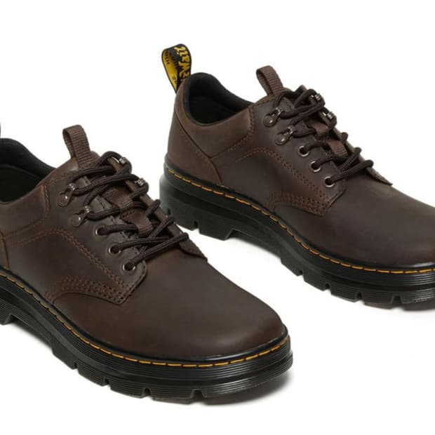 닥터마틴 1461 리더 브라운 240 코이세이오 시시